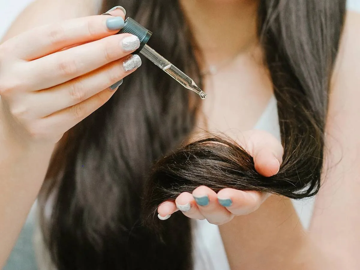 فوائد زيت الخروع الأسود الجامايكي للشعر