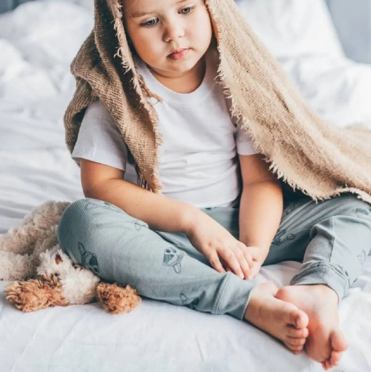 صورة لطفل قلق