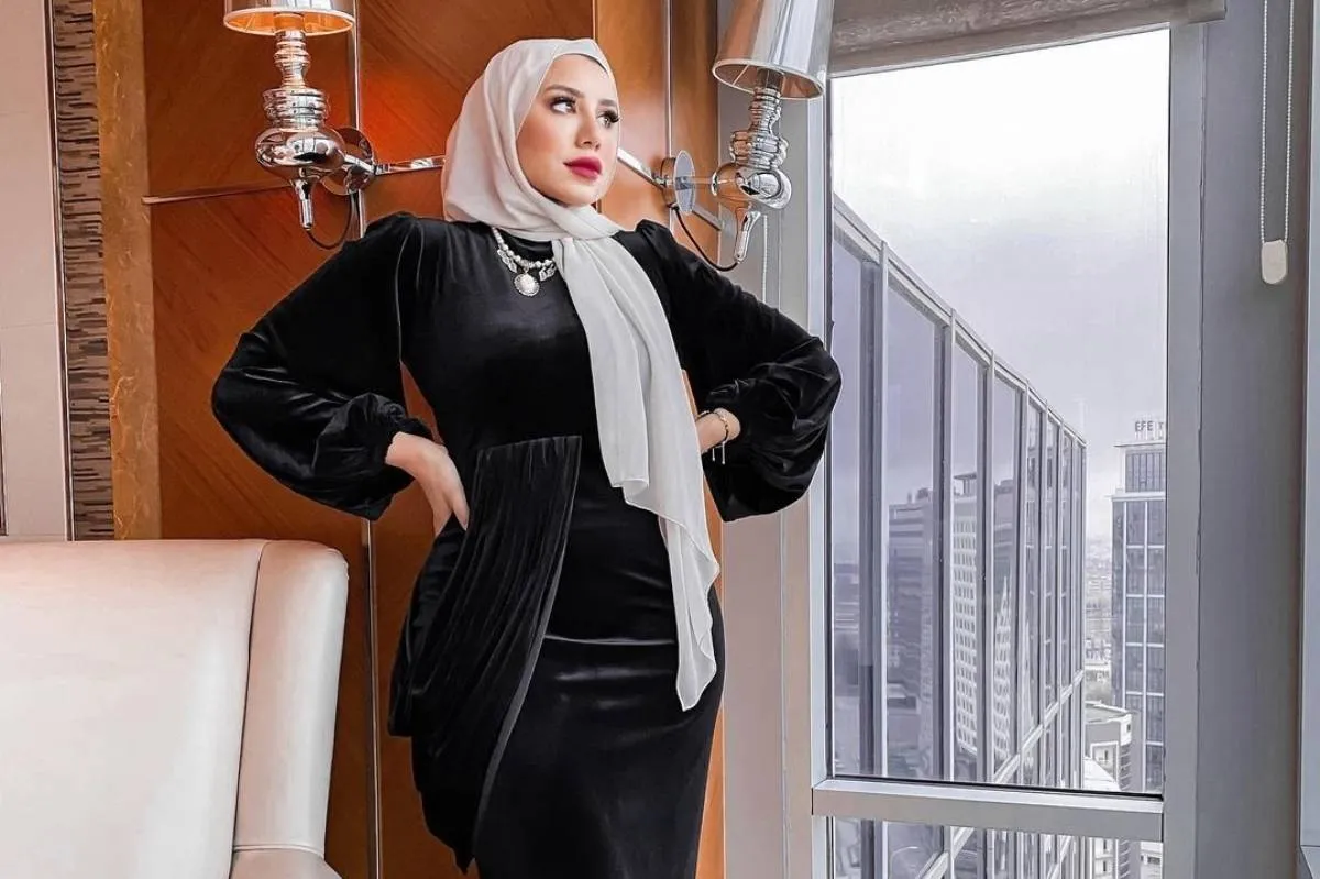 موديلات فساتين قطيفة