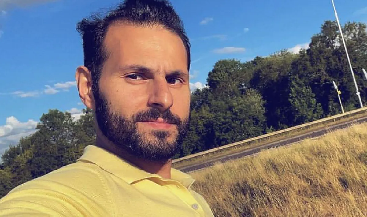 علي كاكولي- الصورة من حسابه على الانستغرام