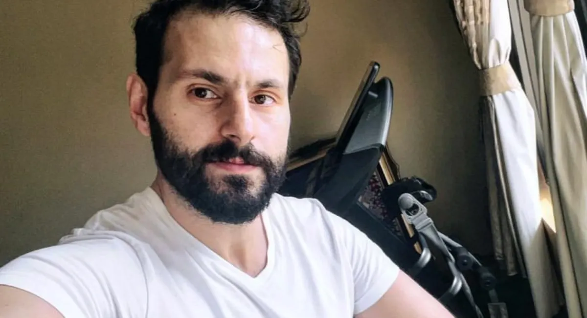 علي كاكولي- الصورة من حسابه على الانستغرام