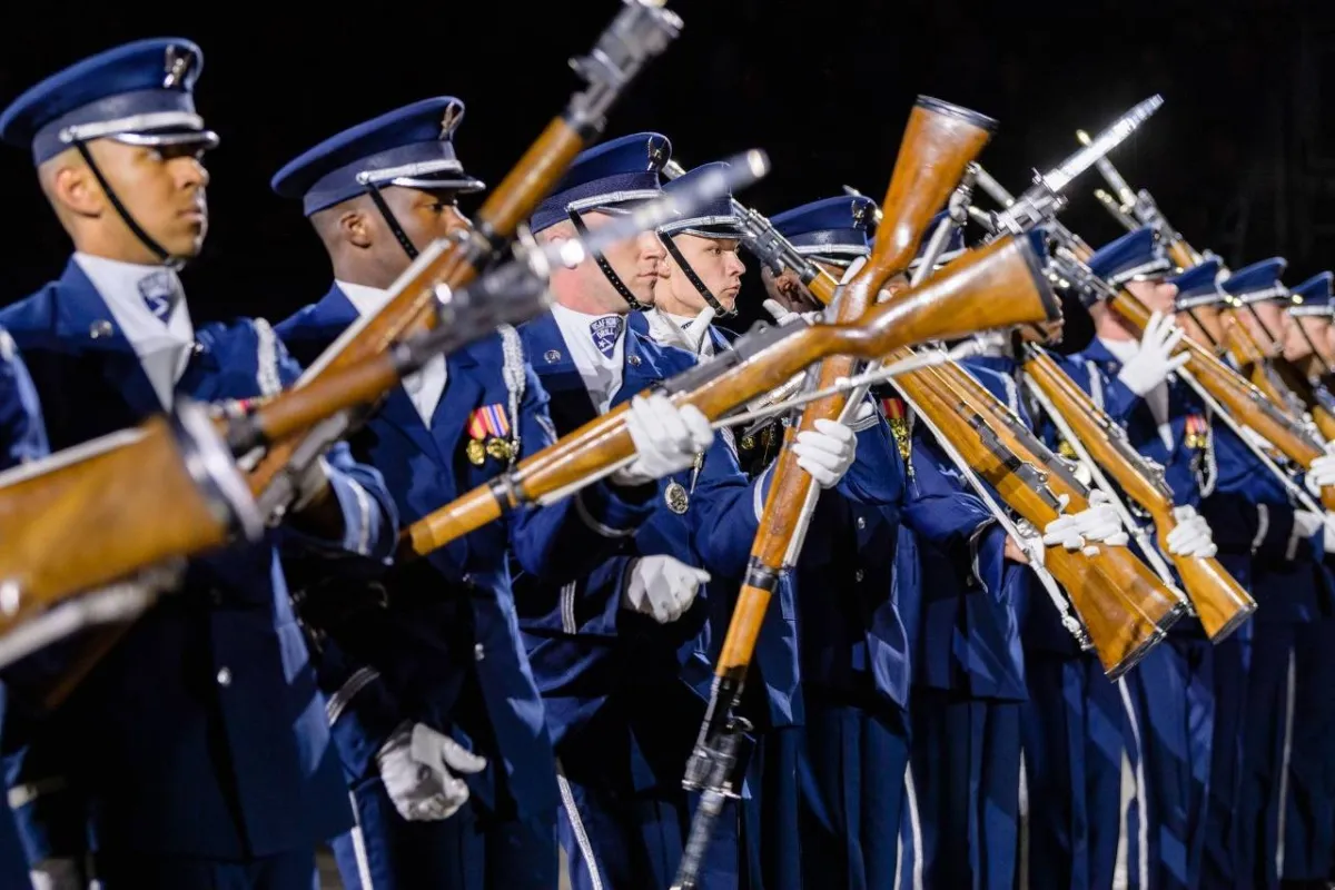 عودة مهرجان الوشم الملكي.. العسكري بقلعة إدنبرة البريطاني، بعد انقطاع لثلاثة أعوام