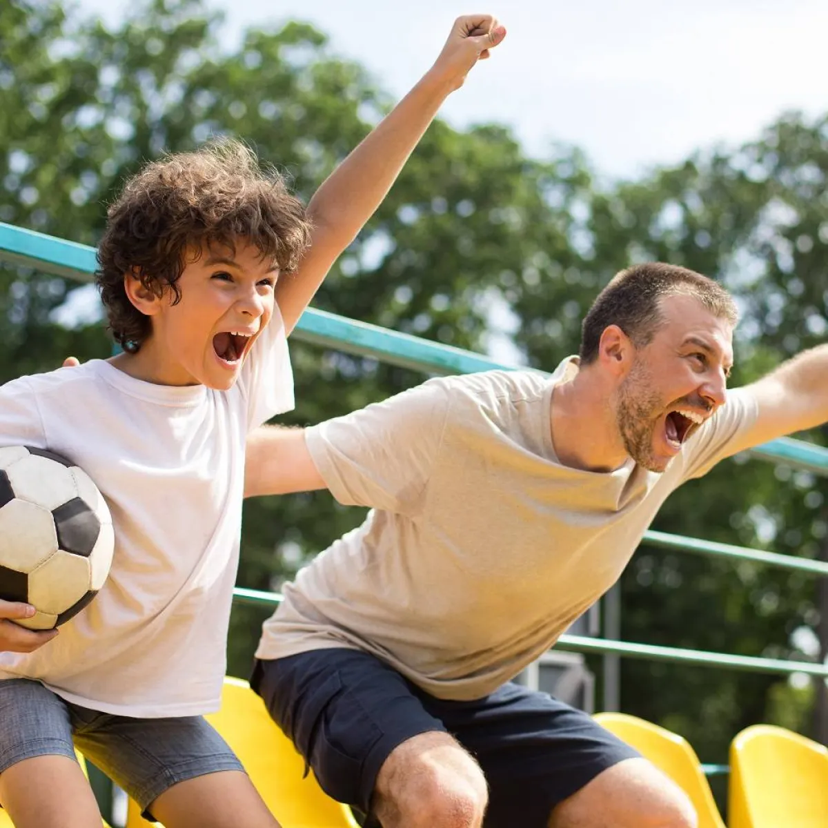 صورة لأب وابنه