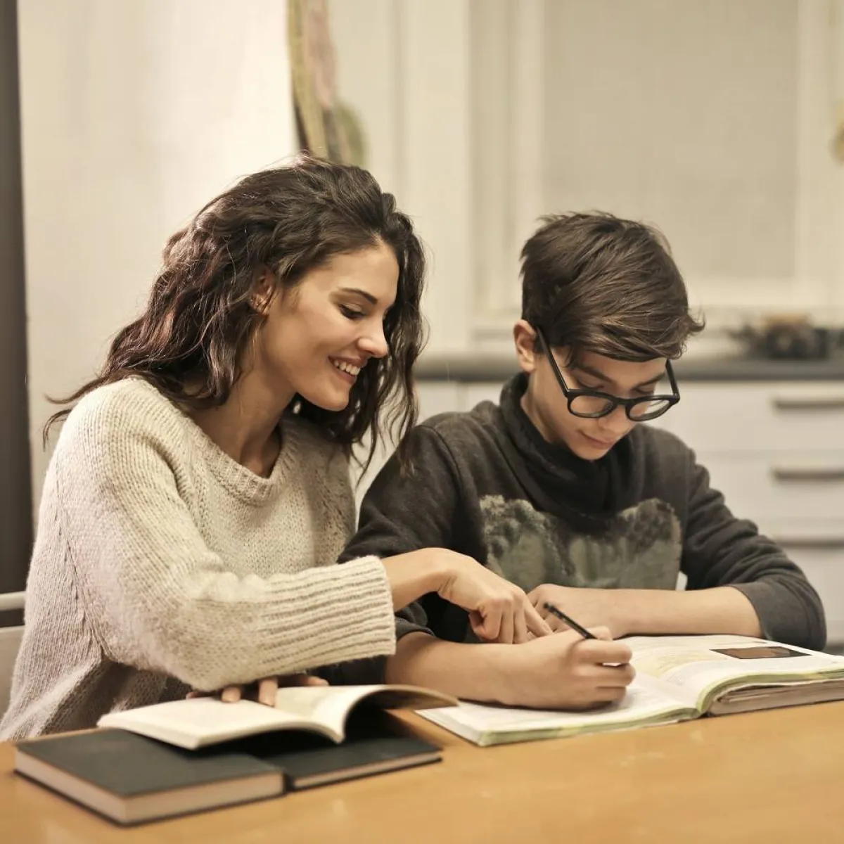 صورة لأم وطفلها