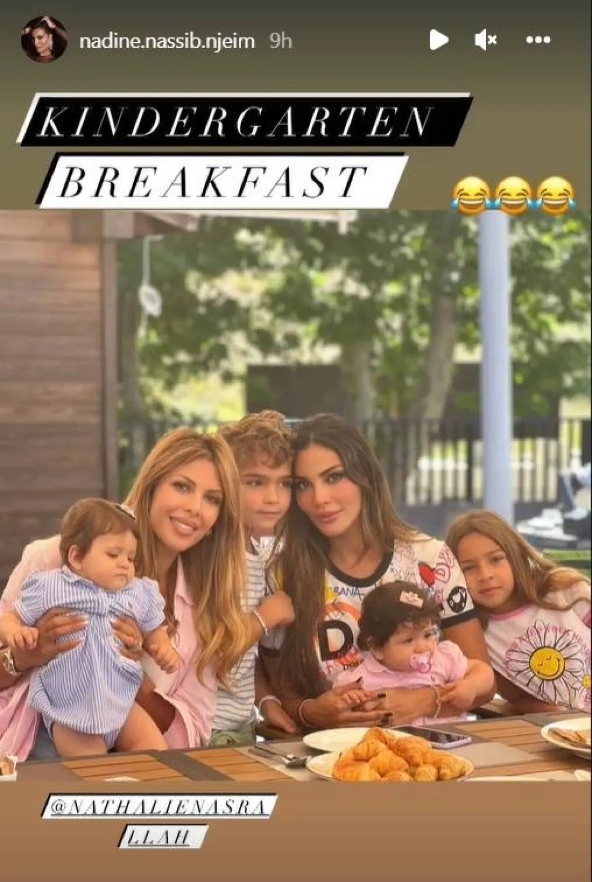 نادين نجيم وصديقتها وأولادهما - الصورة من ستوري حساب نادين على انستغرام