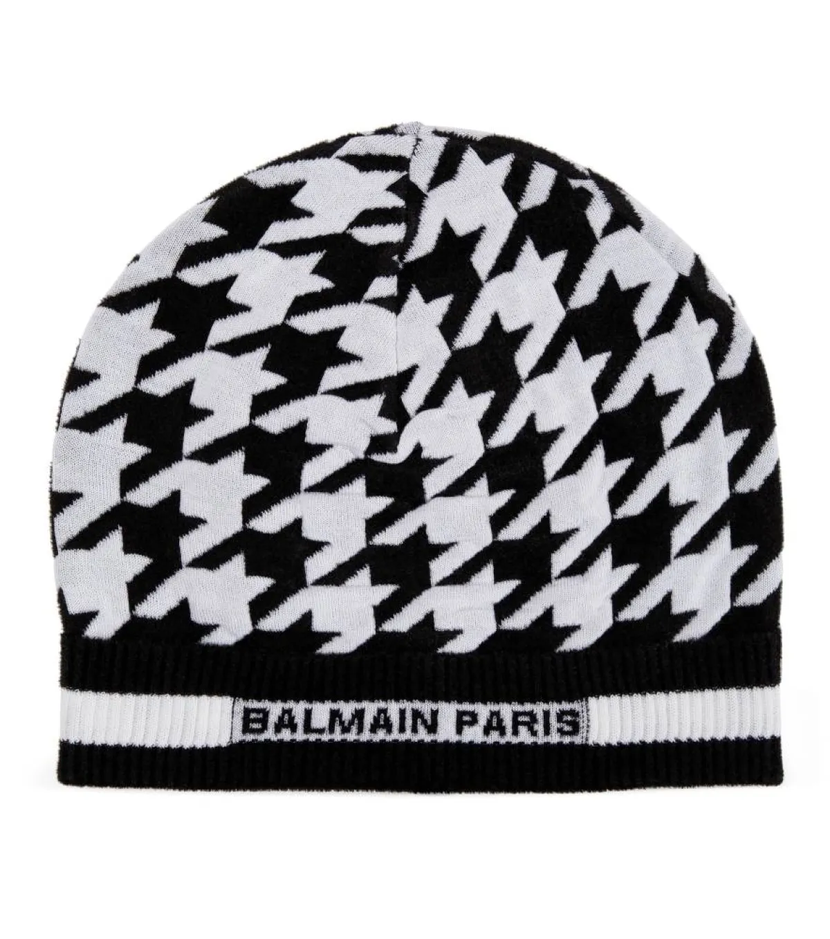 موديلات قبّعات من خريف 2022