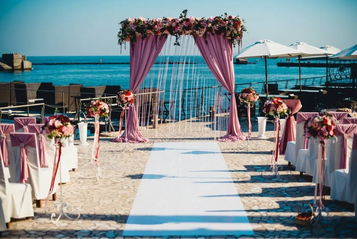 حفل الخطوبة على الشاطئ