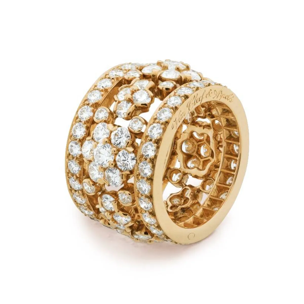 خاتم Snowflake  من فان كليف آند أربلز Van Cleef & Arpels