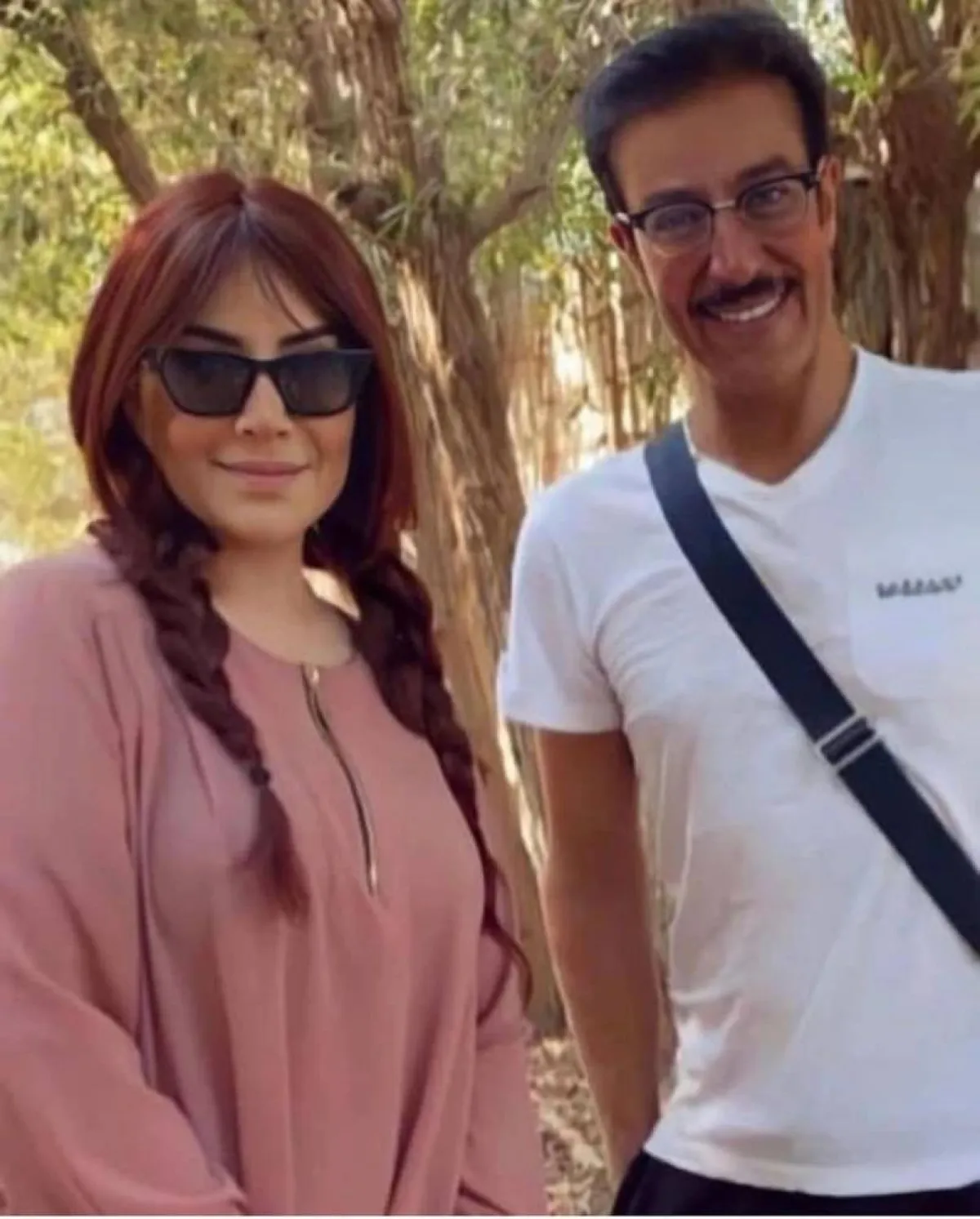 عبد المحسن النمر برفقة الفنانة هدى حسين - صورة من صفحتها الرسمية على انستغرام 