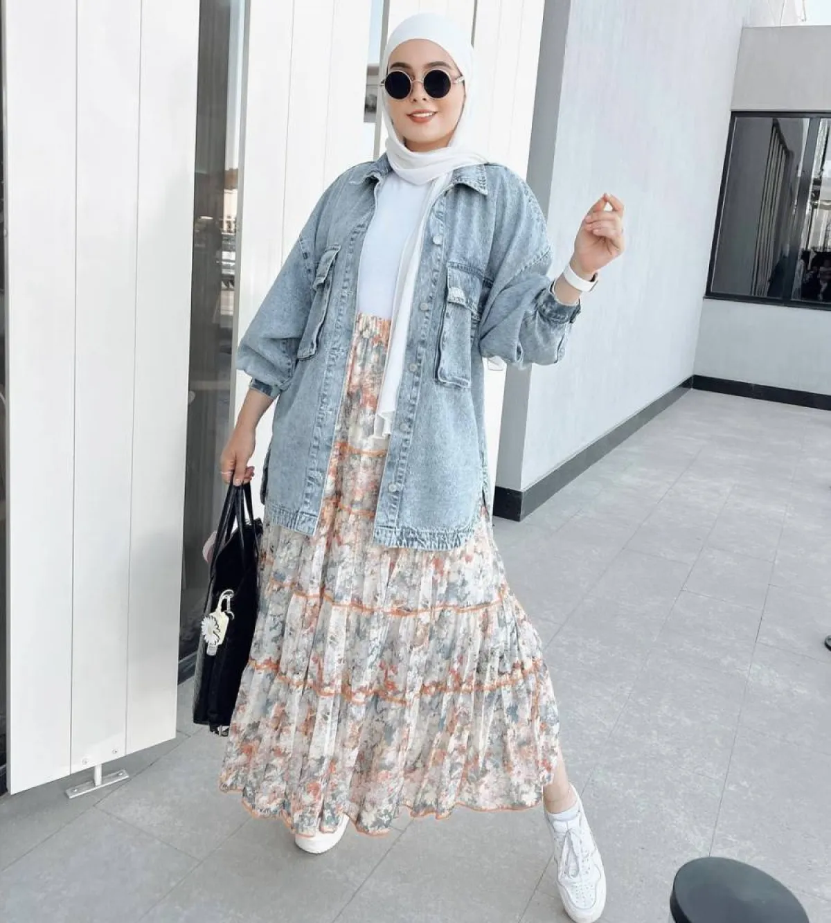 نورهان حسن باطلالة كاجوال