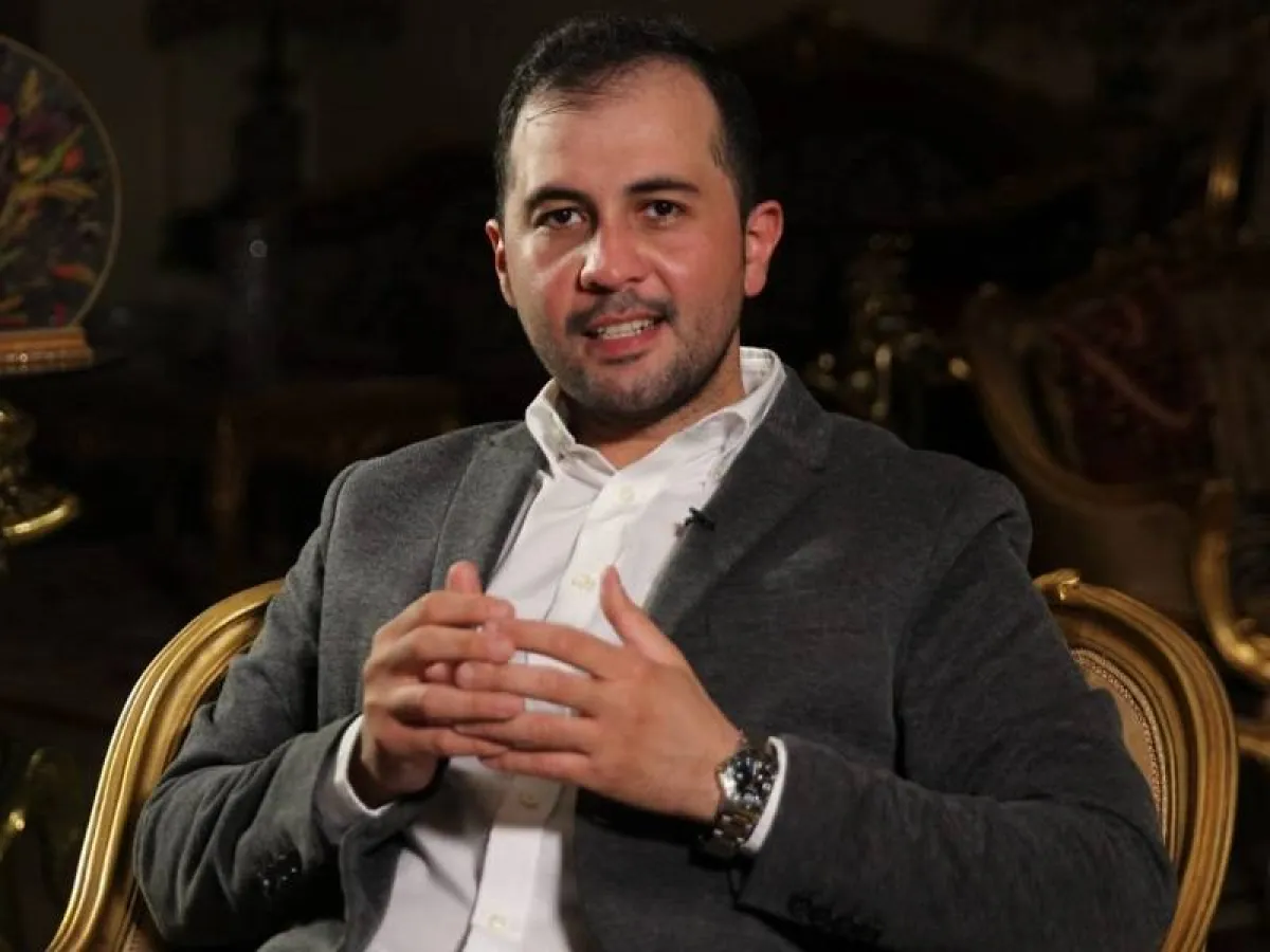 الدكتور حاتم محمد حسن