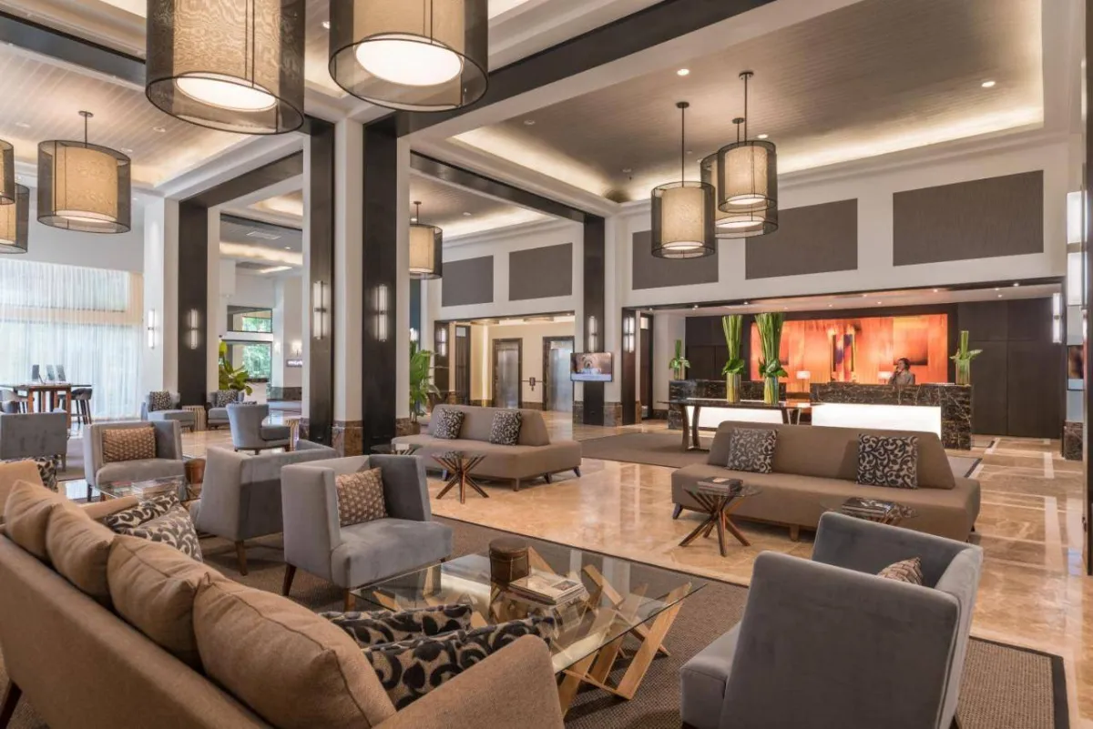 الـ"لوبي" في فندق سيدا أيالا سنتر سيبو