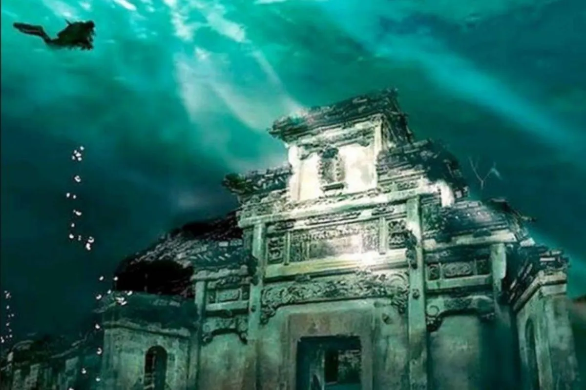 أماكن تاريخية غارقة تحت الماء