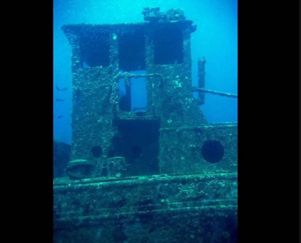 أماكن تاريخية غارقة تحت الماء
