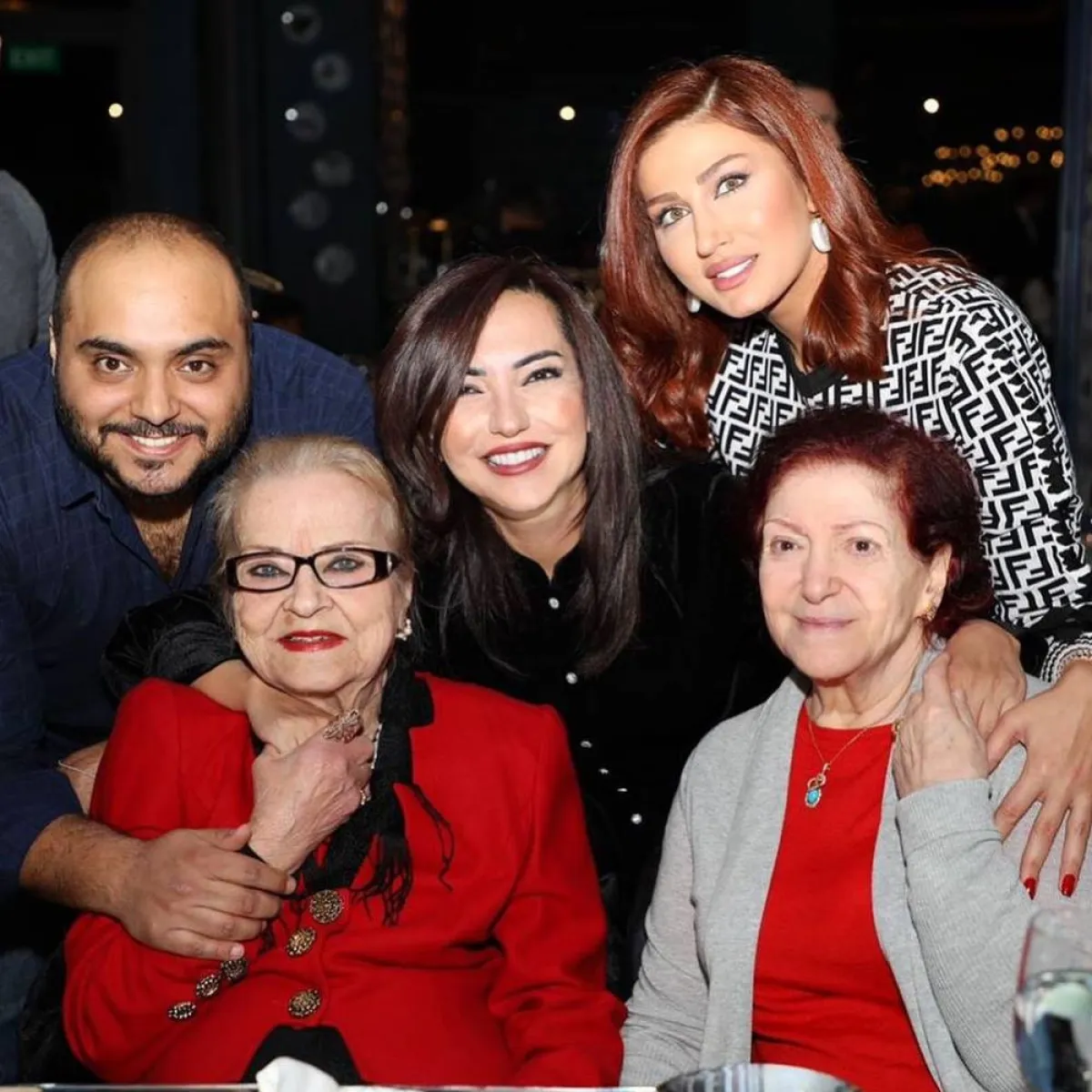 هبة نور برفقة الراحلة انطوانيت نجيب - صورة من صفحتها الرسمية على انستغرام