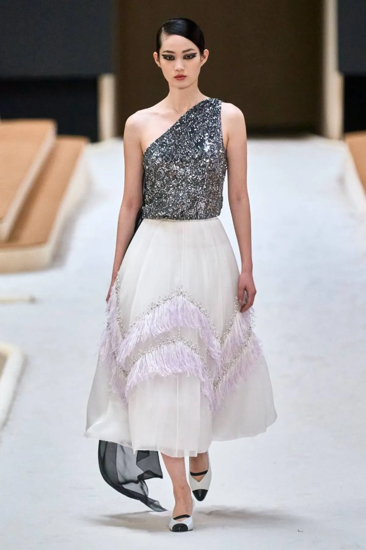 فستان سهرة طويل من شانيل Chanel