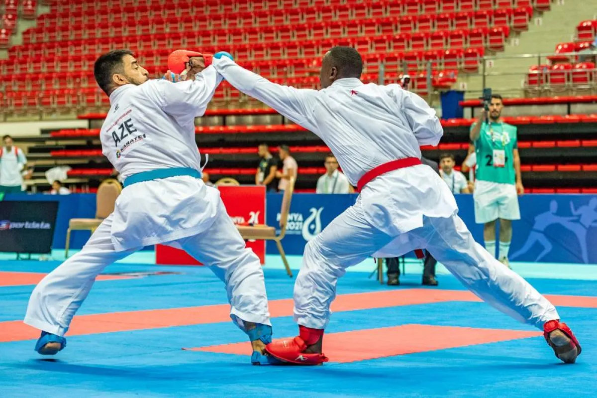 طارق حامدي يتوج بالميدالية الذهبية في منافسات الكاراتيه ضمن دورة ألعاب التضامن الإسلامي
