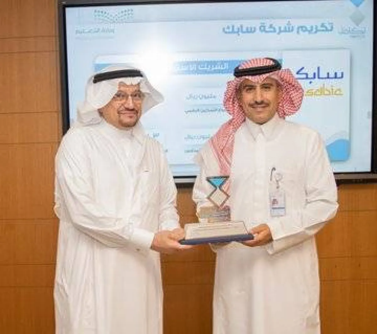 وزير التعليم السعودي يدشن مبادرات وبرامج مؤسسة تكافل الخيرية للعام الدراسي 1444هـ - الصورة من حساب الوزارة على تويتر