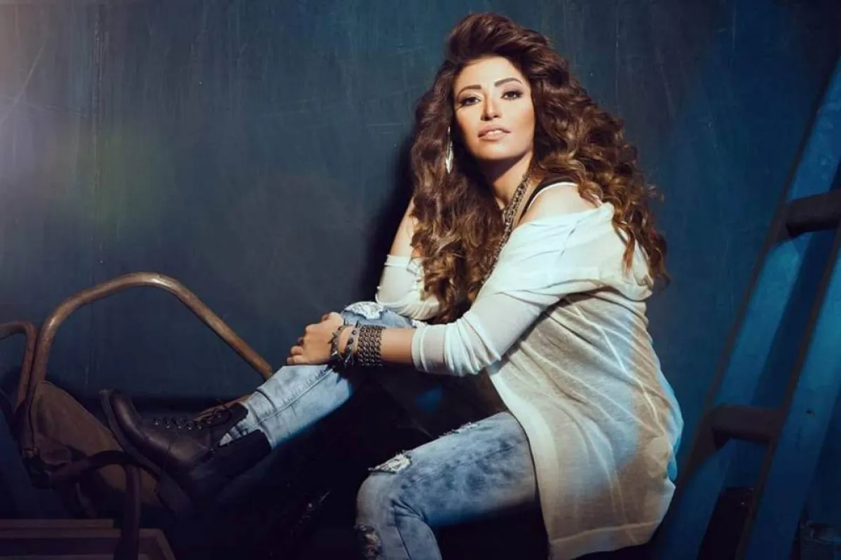 غادة رجب - الصورة من صفحتها الرسمية على الفيس بوك