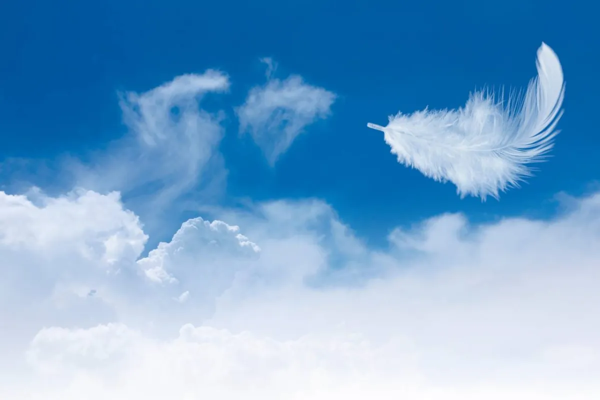 صورة للسحاب الأبيض