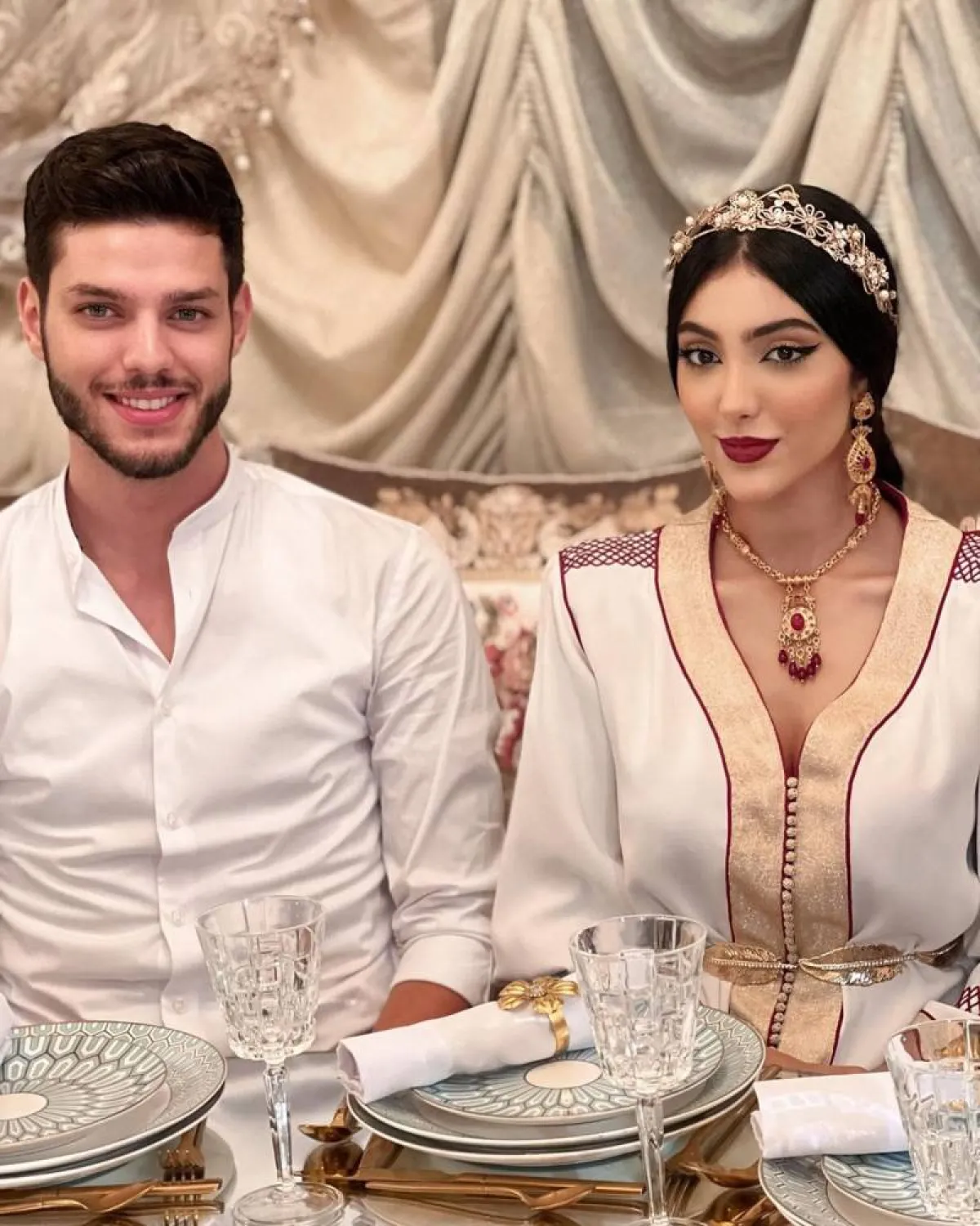 إيمان شقيقة دنيا بطمة وخطيبها حيمي أيوب- الصورة من حساب دنيا على إنستجرام