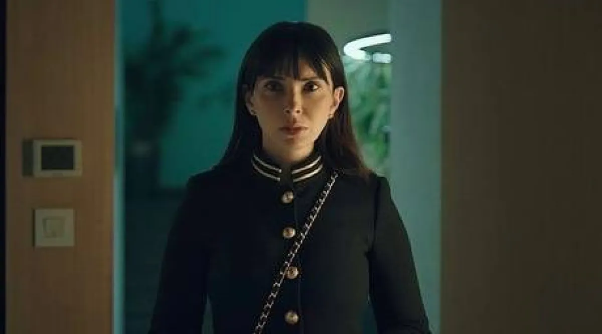 سمر مرسي من كواليس مسلسل  " منعطف خطر" - صورة من صفحتها على " انستغرام"