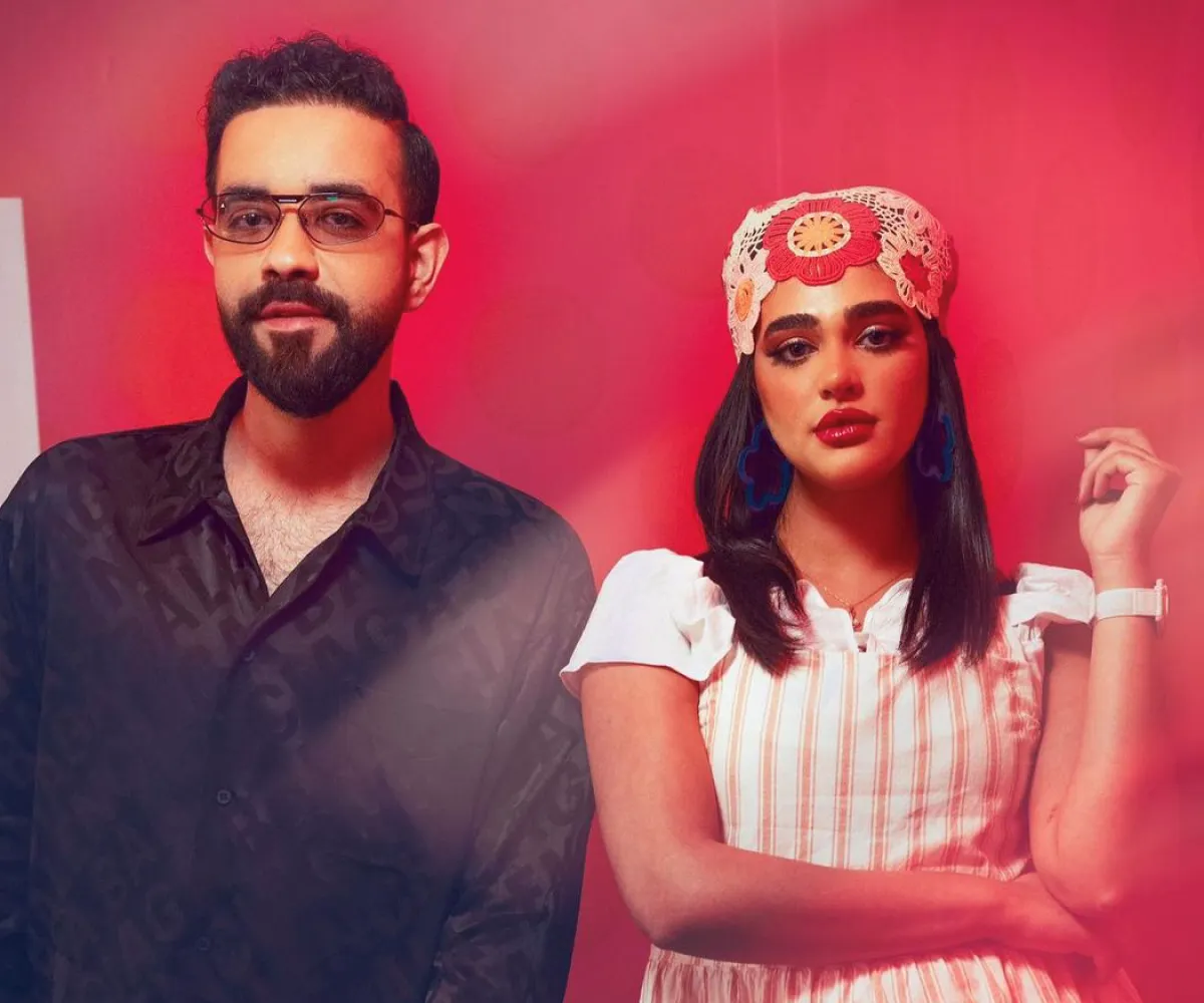 ليالي دهراب- وعبد العزيز لويس الصورة من حسابها على الانستغرام