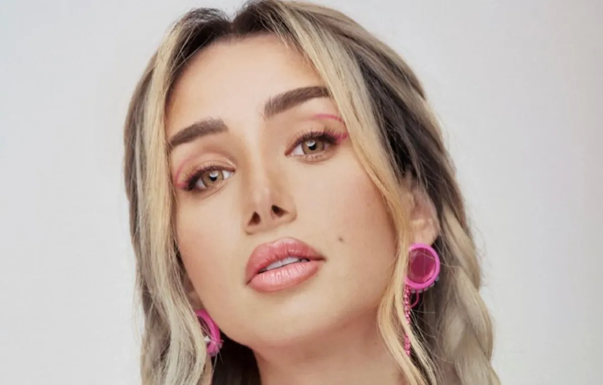 هنا الزاهد -الصورة من حسابها على الانستغرام