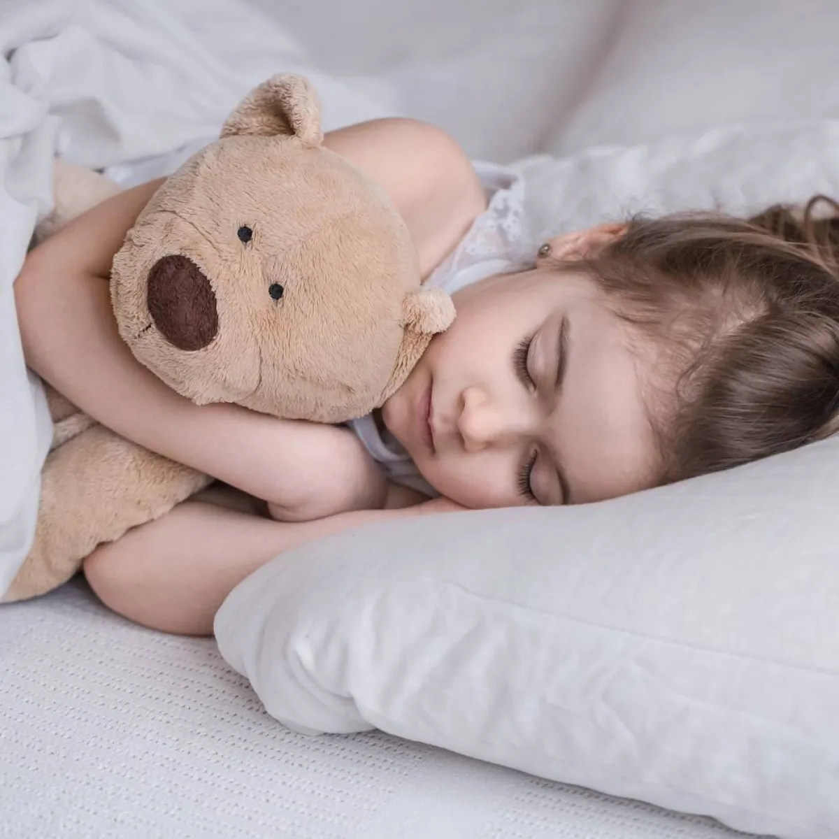 صورة لطفلة نائمة