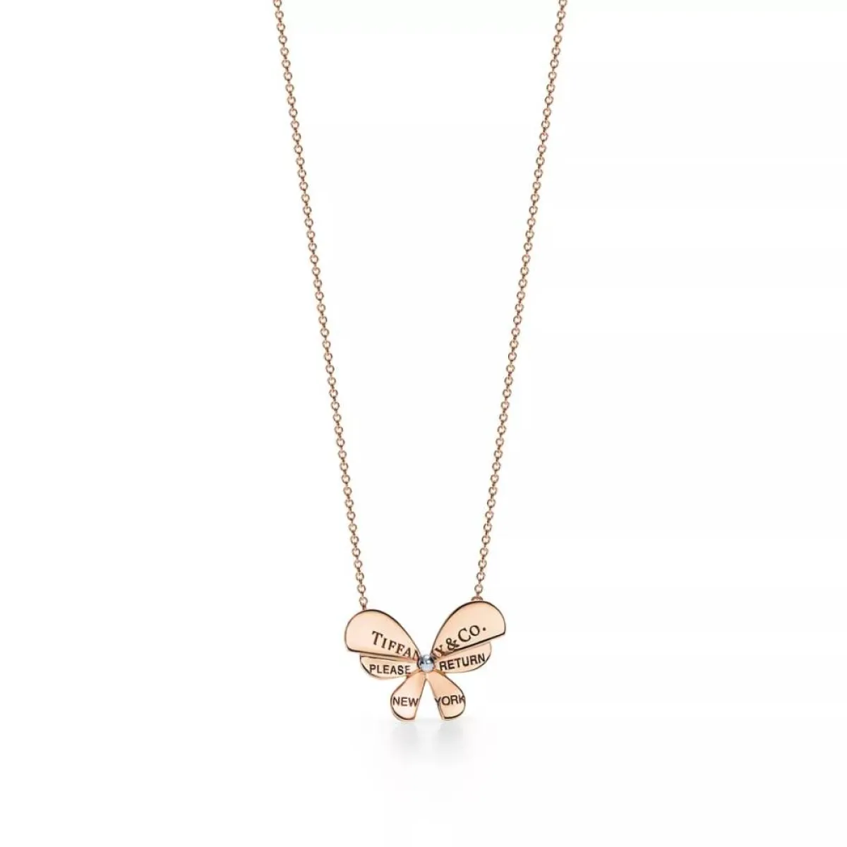 سلسلة Butterfly Pendant  من تيفاني آند كو Tiffany&Co 