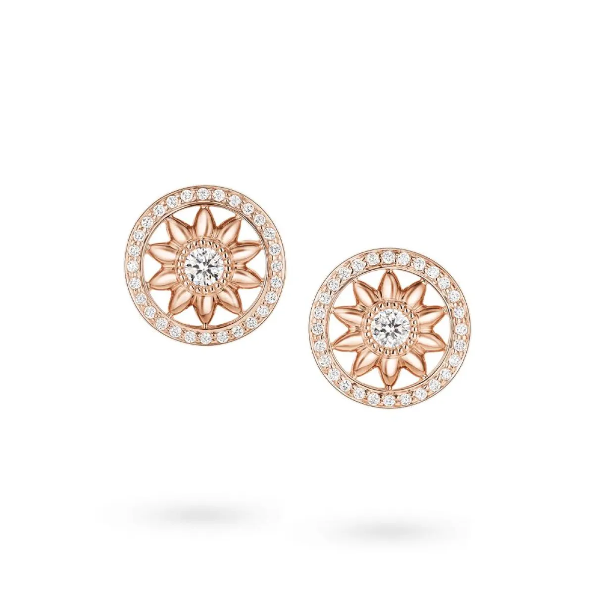 أقراط Winston Gates من هاري وينستون Harry Winston