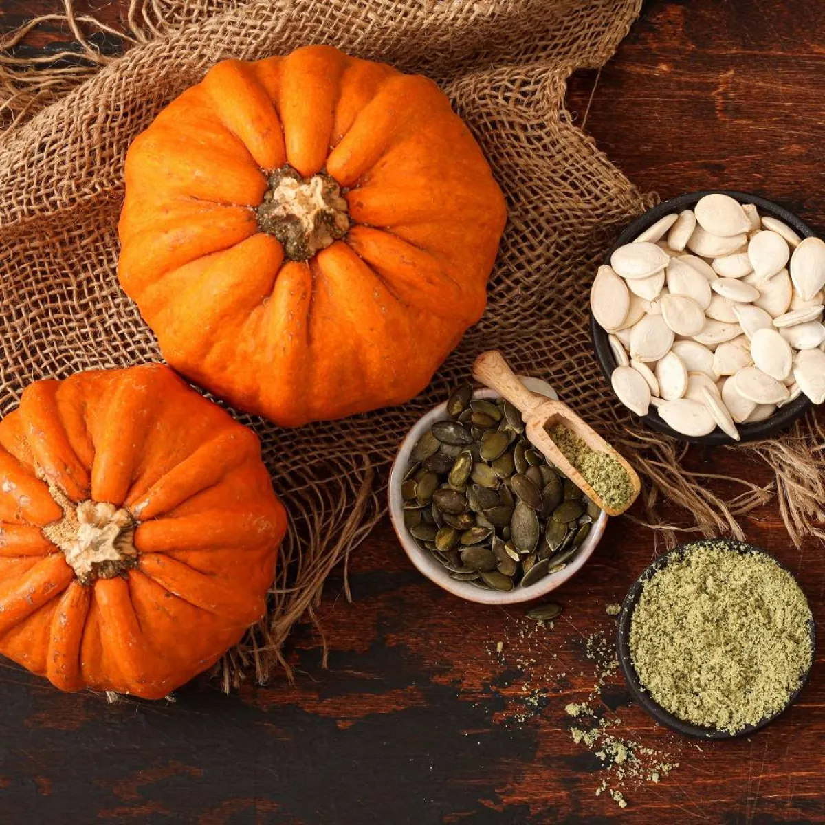 صورة لطبق يحوي القرع وبذوره