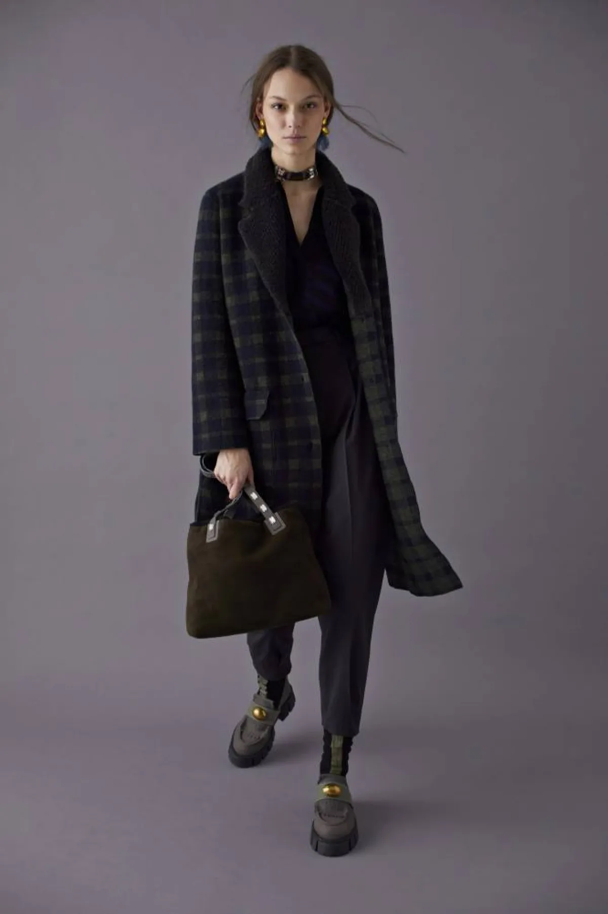 موديلات معاطف من عروض ما قبل خريف2022