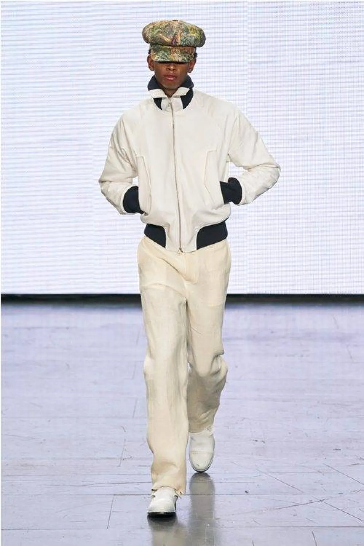 الملابس المناسبة للرجل من ستيفان كوك  Stefan Cooke