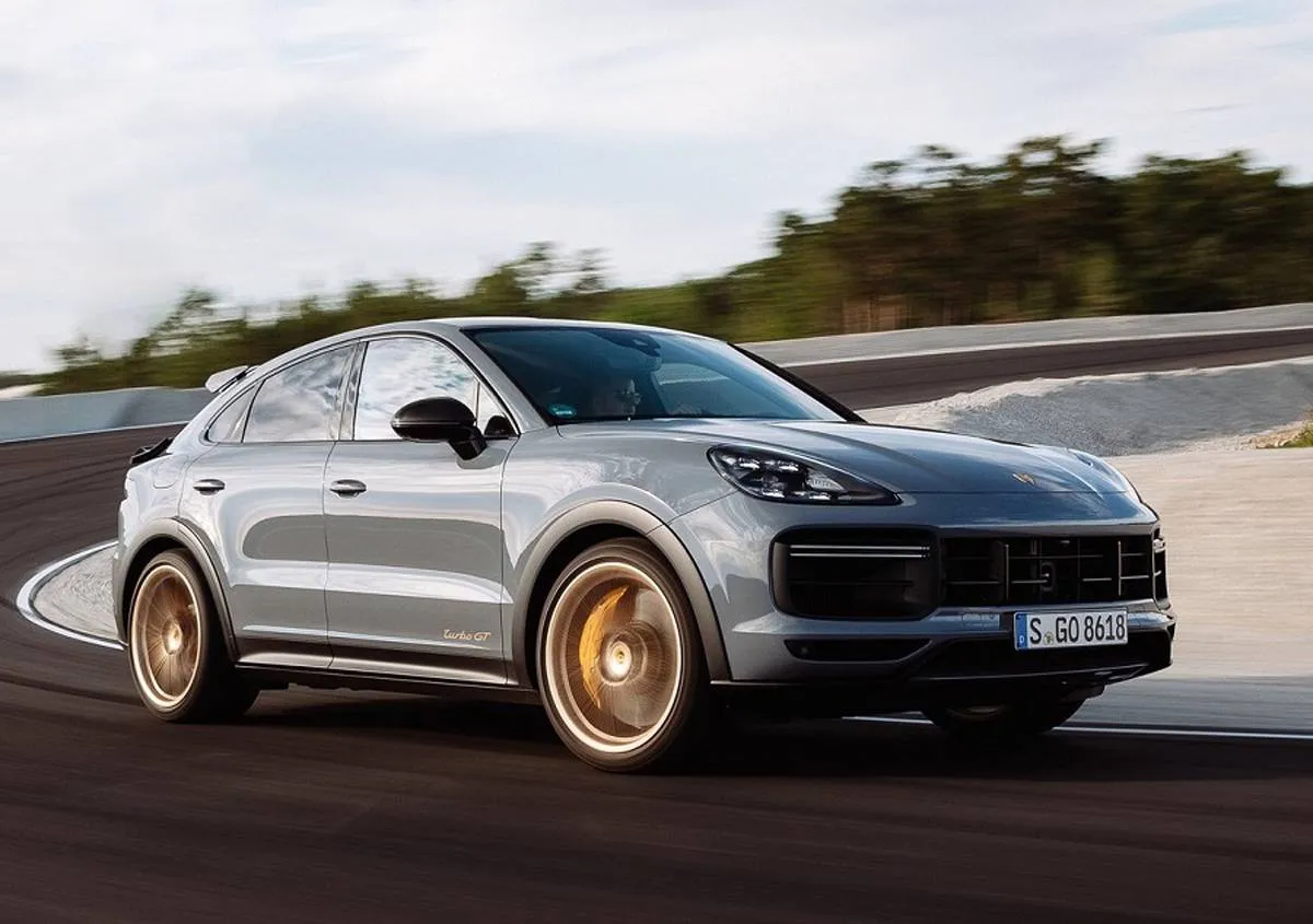 طرز تتمسك بمحركات الاحتراق الداخلي حتى آخر رمق