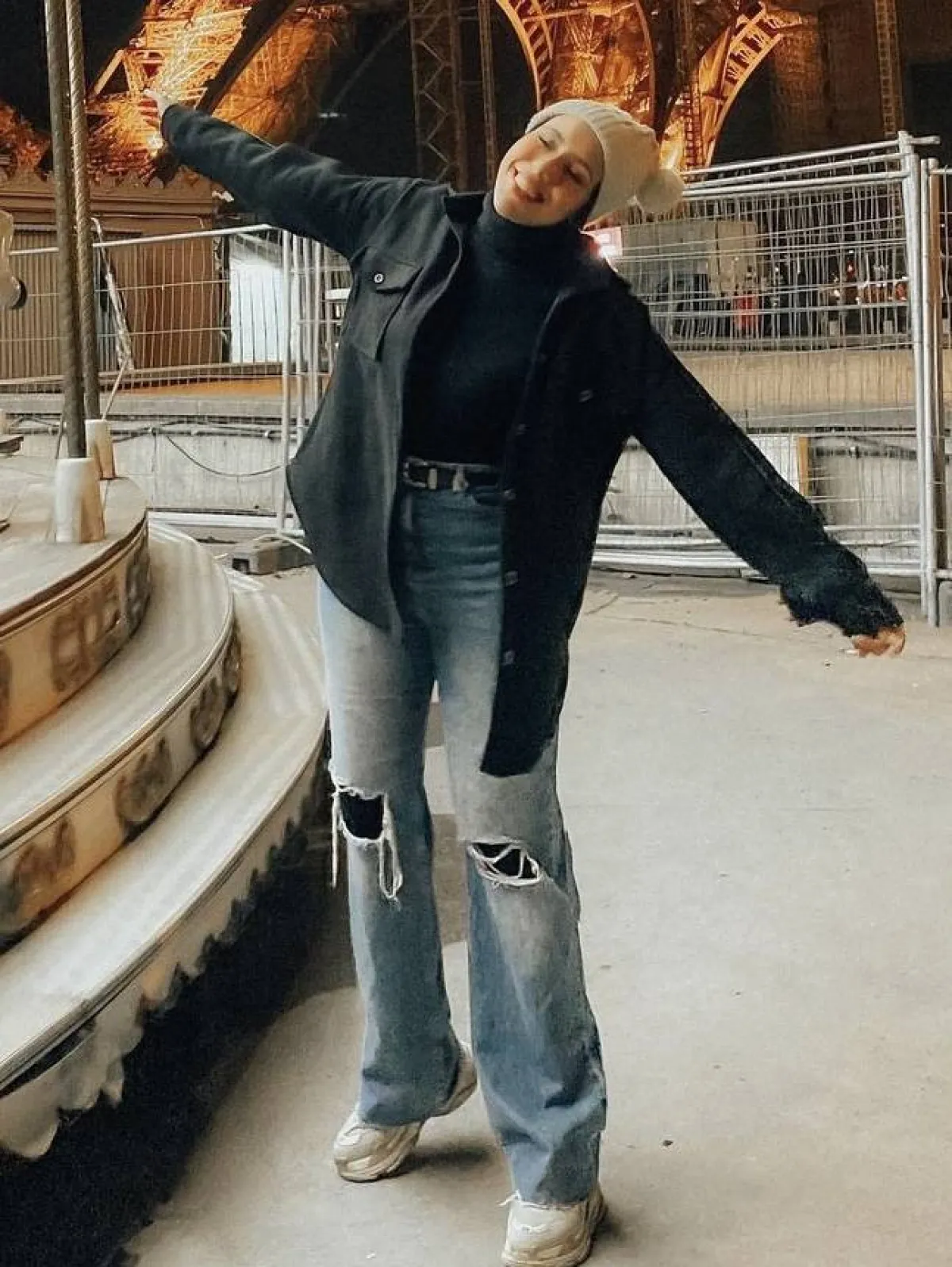 رهف الشامي بجاكيت جينز اسود