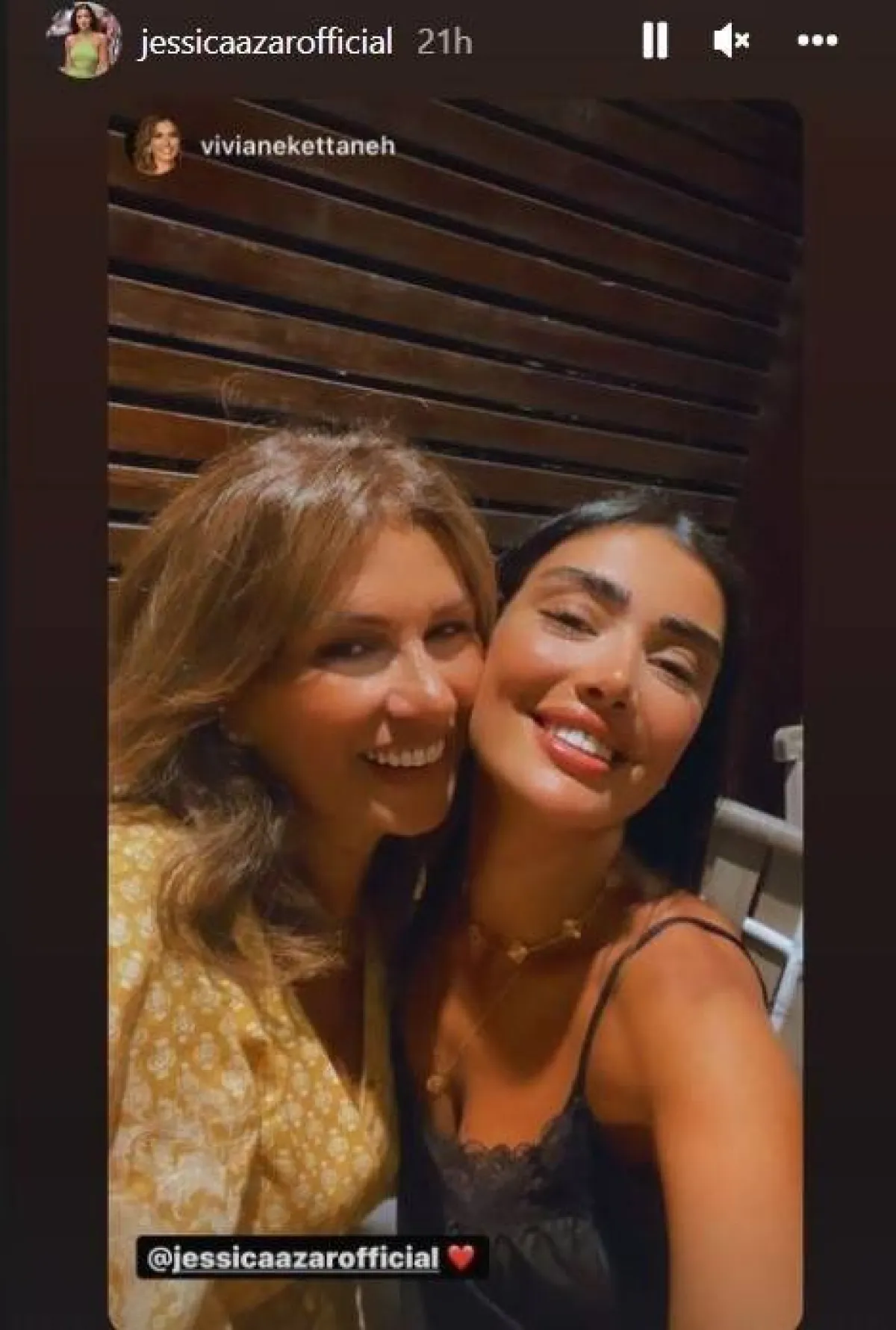 جيسكا عازار ووالدتها فيفيان كتانة- الصورة من ستوري حسابها على انستغرام 