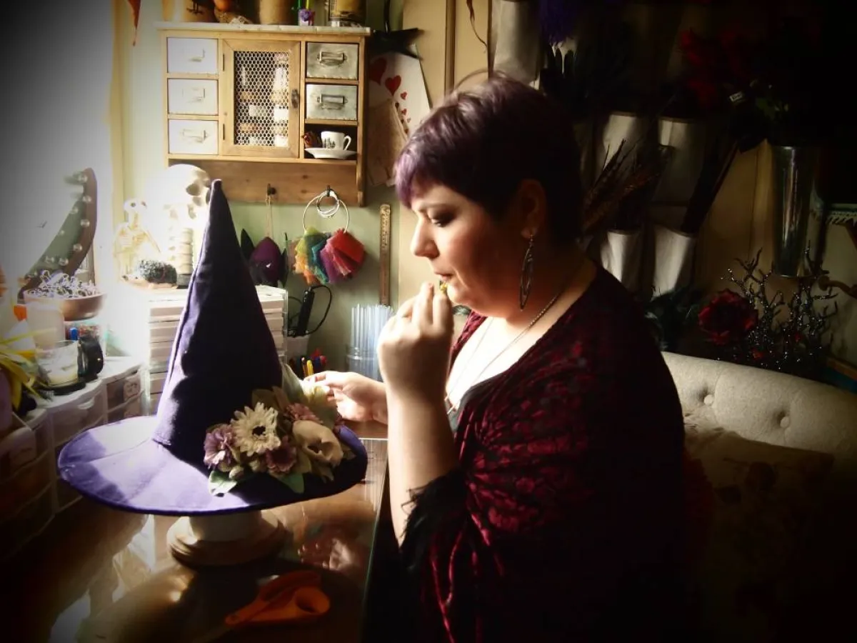 قبعات ساحرات