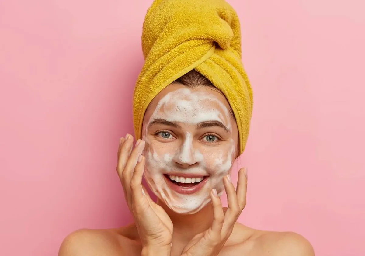 كيفية استعمال غسول الوجه