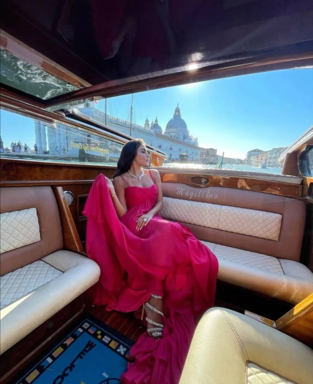 إطلالات مهرجان البندقية عام 2021