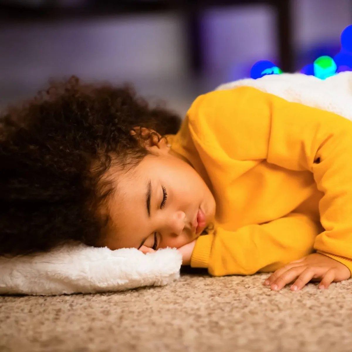 صورة لطفلة نائمة