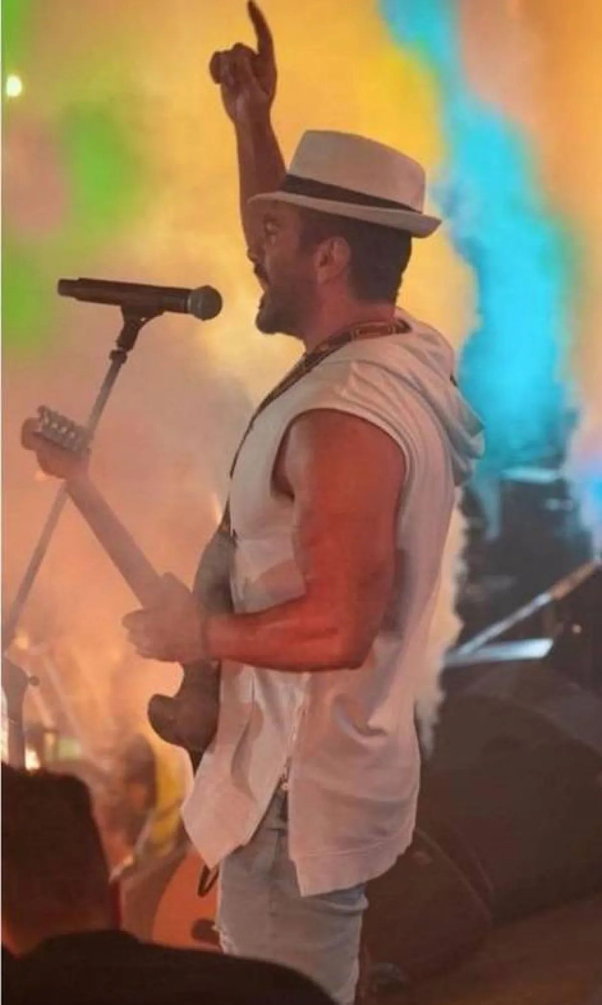 تامر حسني من حفل جدة - صورة من صفحته الرسمية على انستغرام