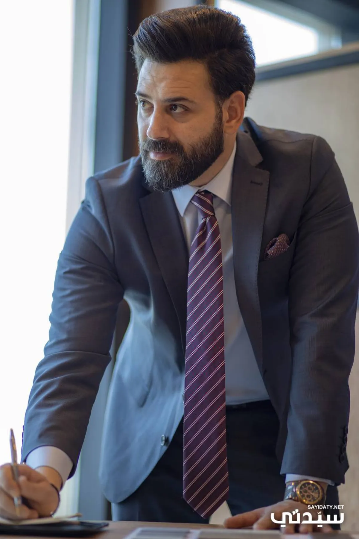 صورة المصمم رضوان حكيم