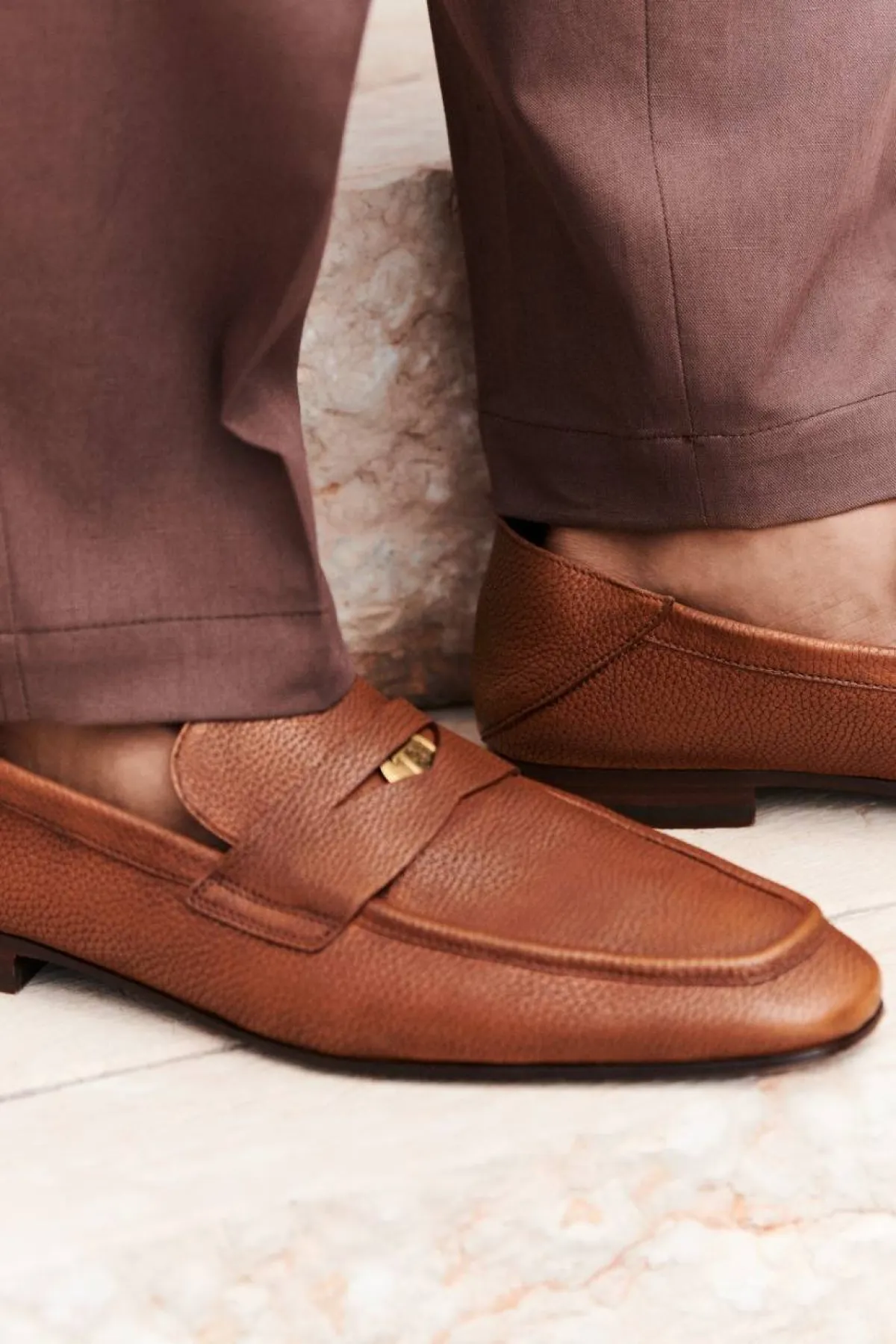 حذاء باللون البني  من تودز Tod’s