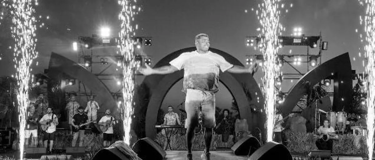 عمرو دياب -الصورة من المركز الاعلامي ل شركة بنش مارك