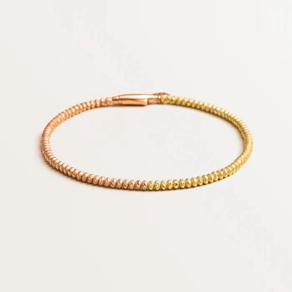 مجوهرات Beads من شمسة العبار Shamsa Alabbar