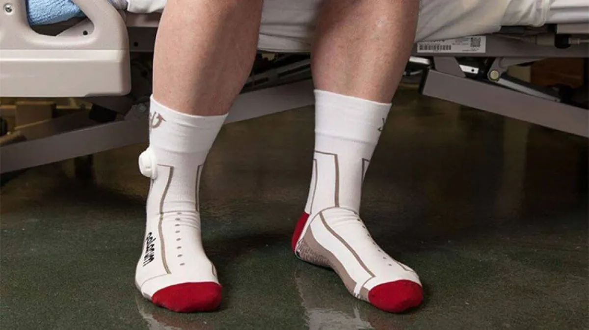 ابتكار جوارب ذكية تقلل من مخاطر سقوط المرضى في المستشفيات