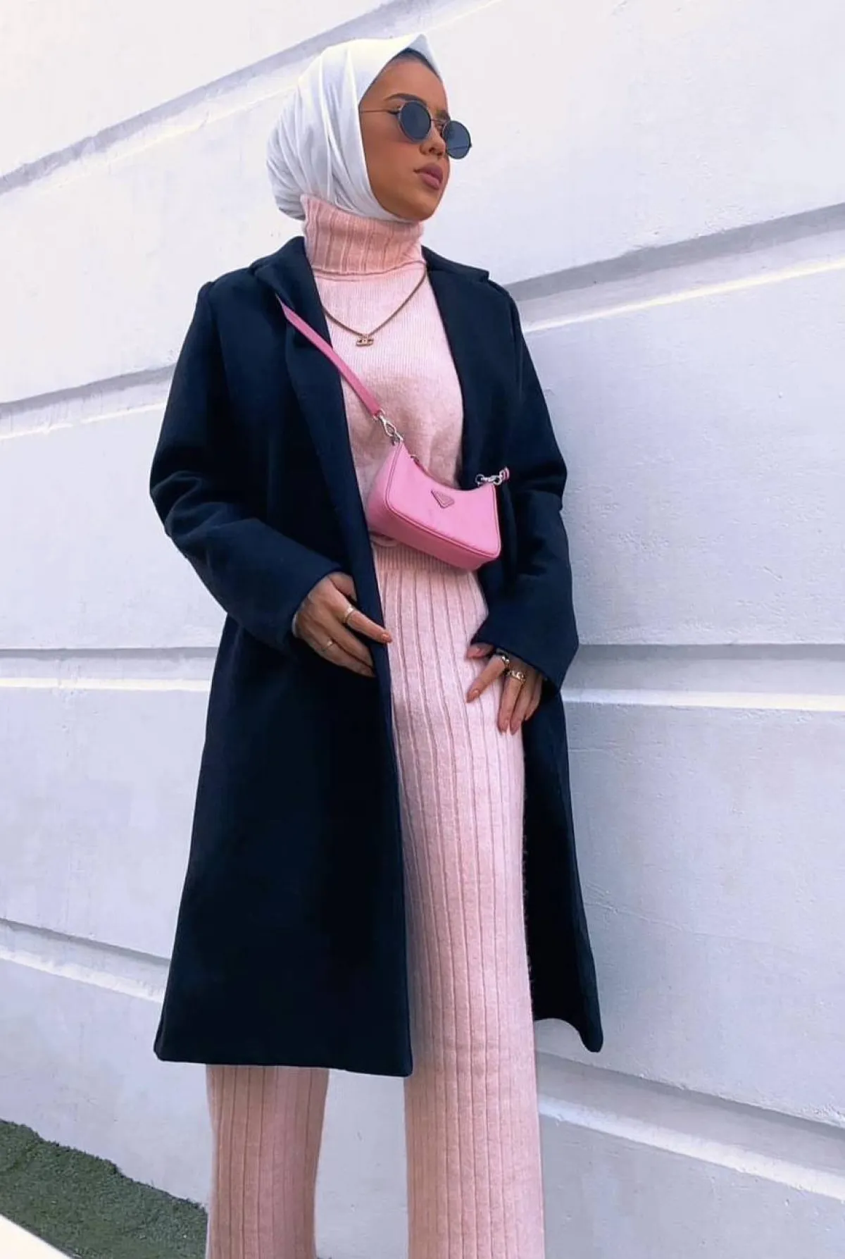 سارة الدهيم بإطلالة كاجوال