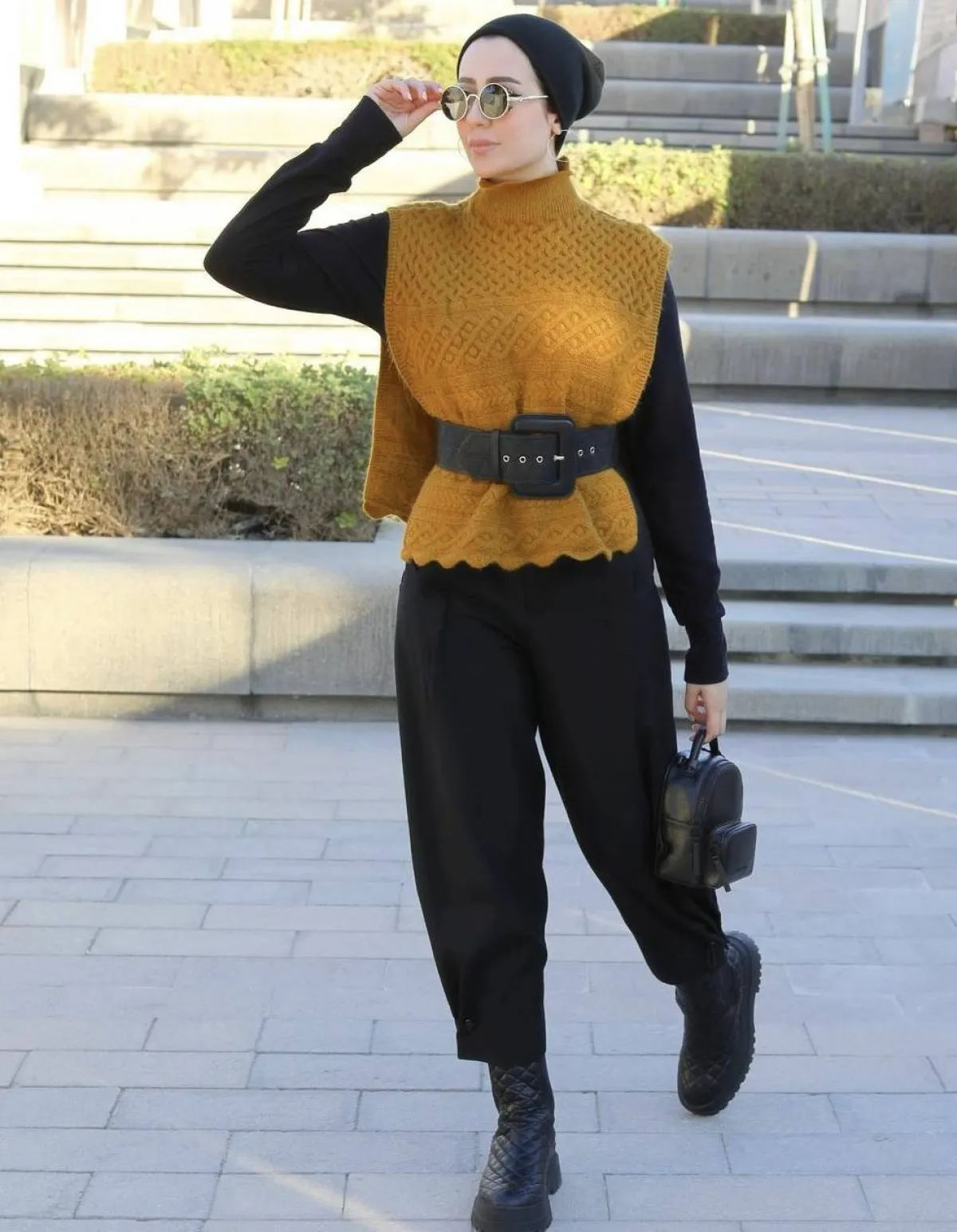 شهد ناصر بإطلالة عصرية