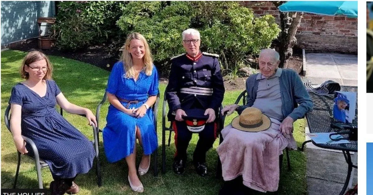 أكبر معمر في بريطانيا يكشف سر بلوغه 110 أعوام